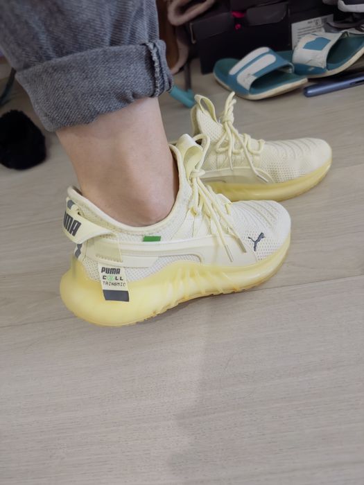 Продам кроссовки puma