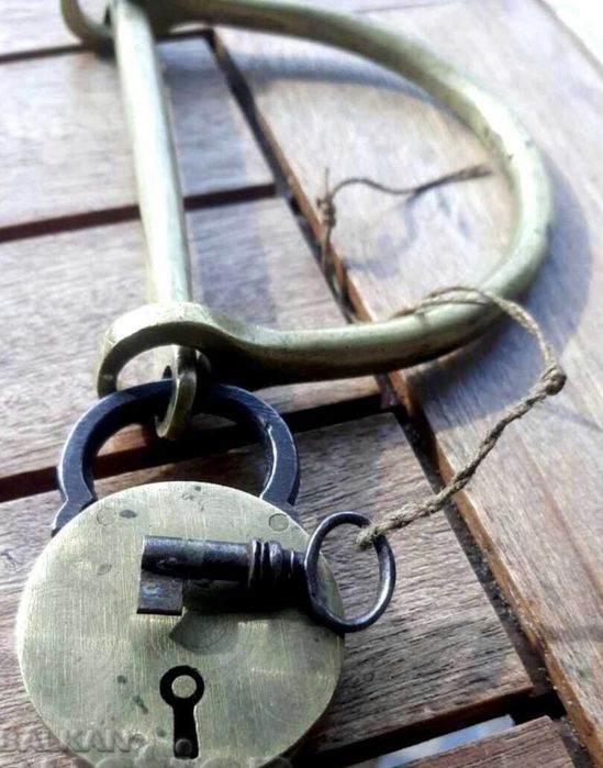 ОРИГИНАЛЕНИ КАТИНАРИ, артилерийски кесон, Франция