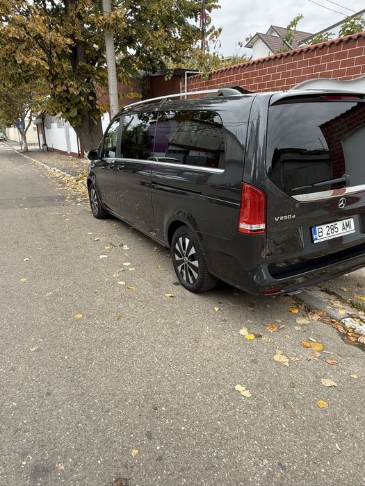MERCEDES-BENZ V-Class 2022 — imagine 4