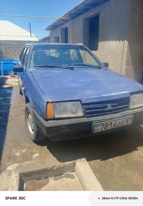 Машина LADA спутник 1500L