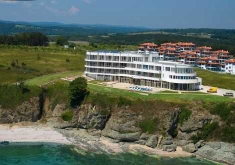 Продава се Двустаен апартамент в Китен - 73 кв.м за 1439 €/кв.м - Снимка #12