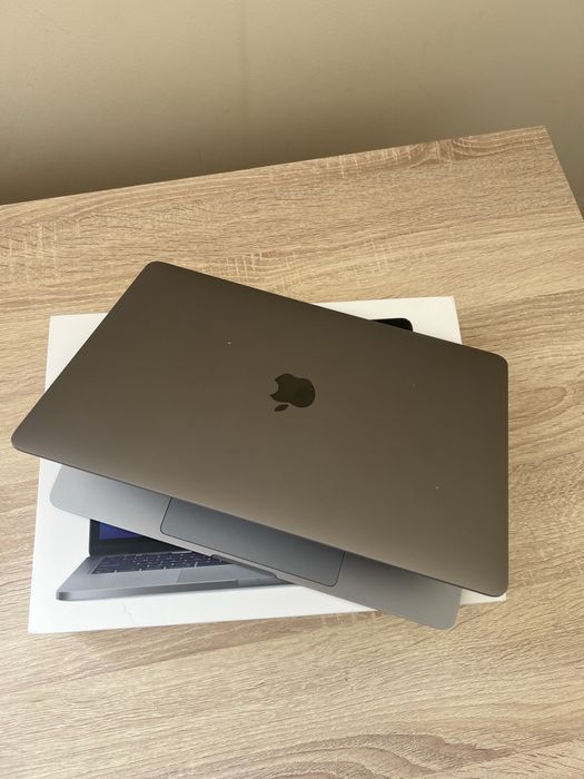 Apple Macbook Pro M1 2020