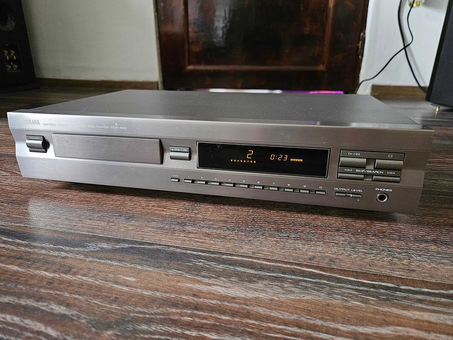 CD Player Yamaha CDX-493
