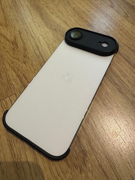 iPhone 17 Air 512GB 100% Baterie!