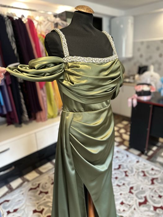 Rochie elagamta kaki marimea 42
