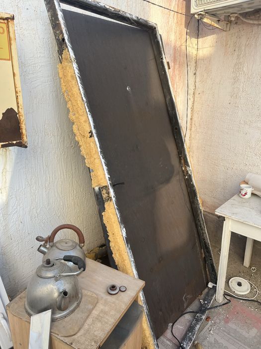 Продам дверь железная