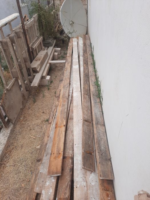 Пол ағаш сатылады 110 к