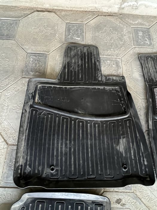 Полики на Lexus RX 350
