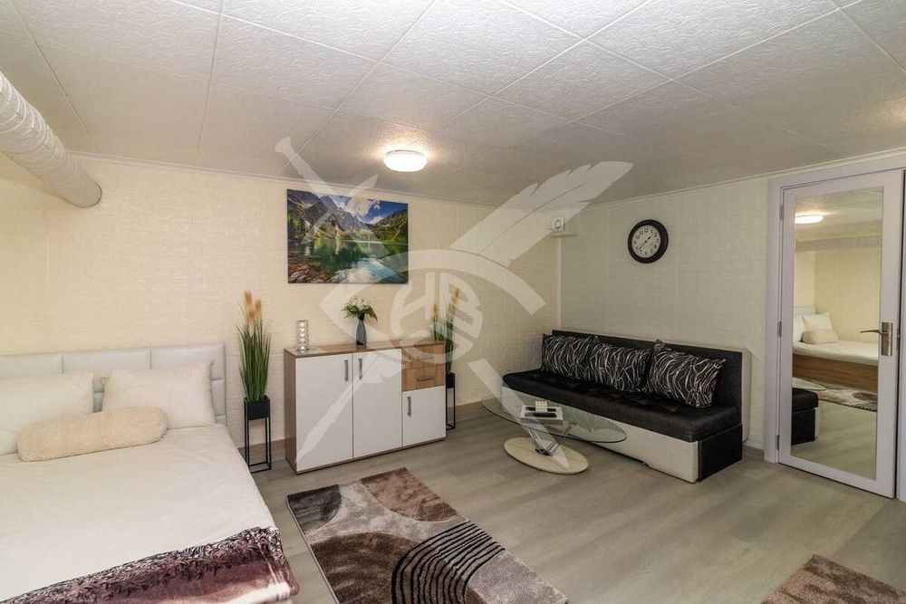 Продава се Едностаен апартамент в София, Център - 27 кв.м за 1593 €/кв.м - Снимка #1