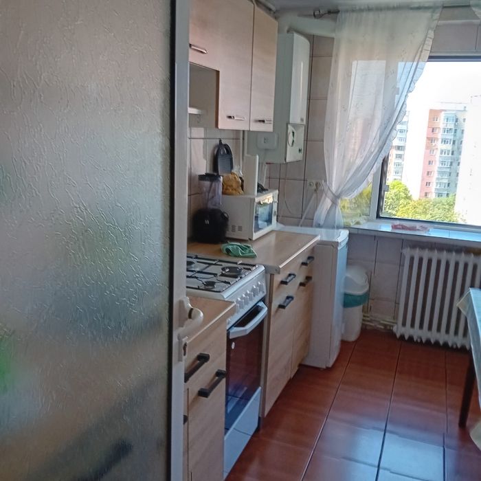 Camera libera in apartament cu 3 camere, Podu ros