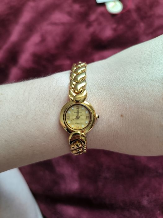 Часы женские Romanson