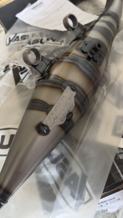 Yasuni Carrera 10 Black Minarelli Horizontal