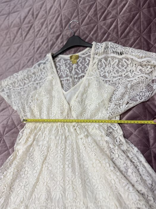 Rochie H&M crem deosebita