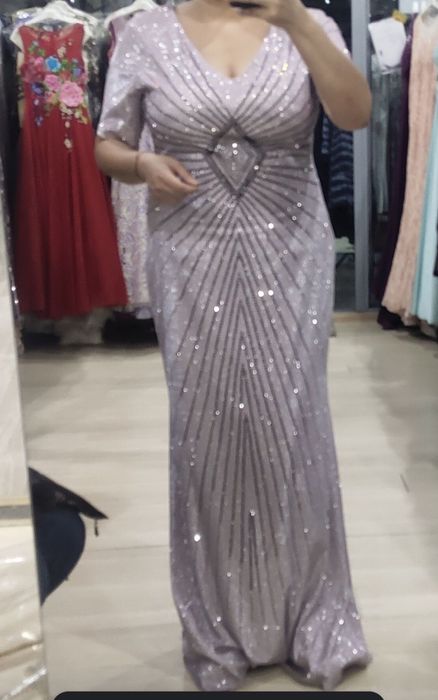 Платье вечернее, в отличном состоянии