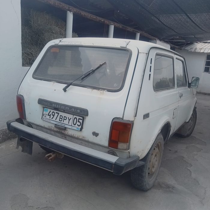 Машина сатылады. Нива автоколігі