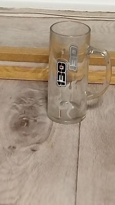 Продам фирменные пивные бокалы и кружкии