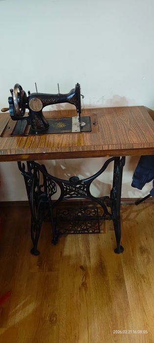 Mașină de cusut Singer