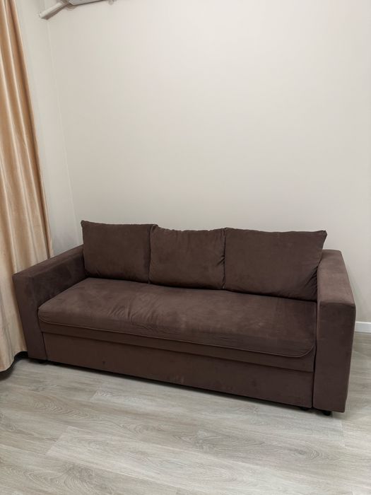 Диван 2 метра коричневый