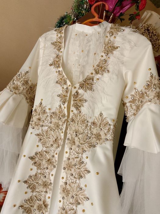 Kelin koʻylak yangi 1marta kiyilgan matosi va sifati ajoyib