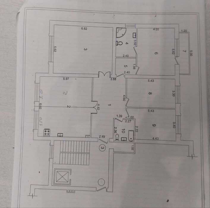 Продается элитная 5-комнатная квартира.