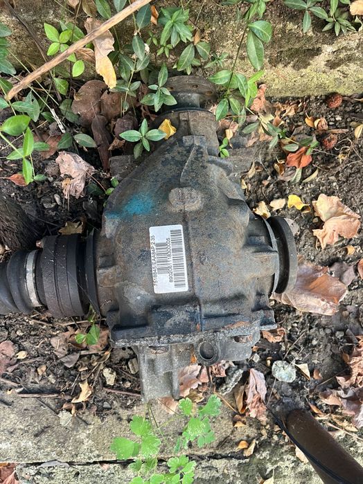 Диференциал и полуоски за е46 320Д