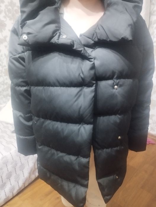 Пуховик женский MANGO.