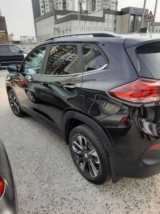 Chevrolet Tracker 2 Premier sotiladi! 2023-yil
