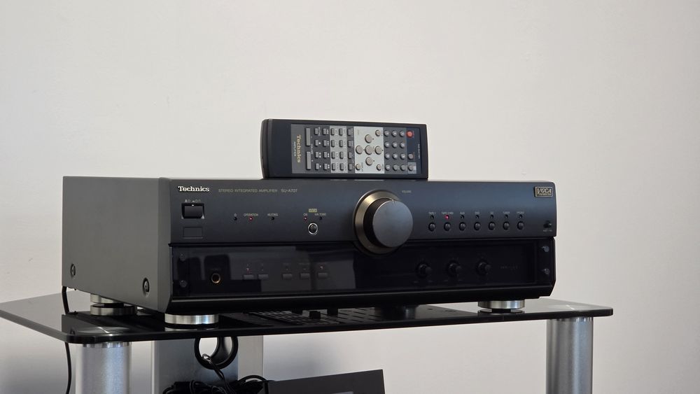 Amplificator stereo Technics SU-A707 cu telecomanda