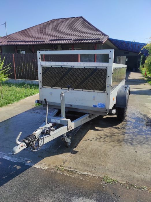 Vand remorcuta cu 2 axe