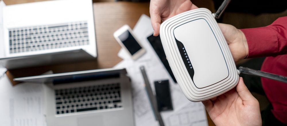 Handyman (mester) Servicii Premium de Reparații, Montaj și Renovări