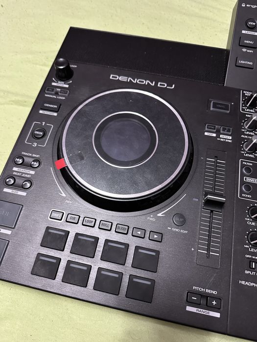 Диджейски пулт Denon SC Live 4