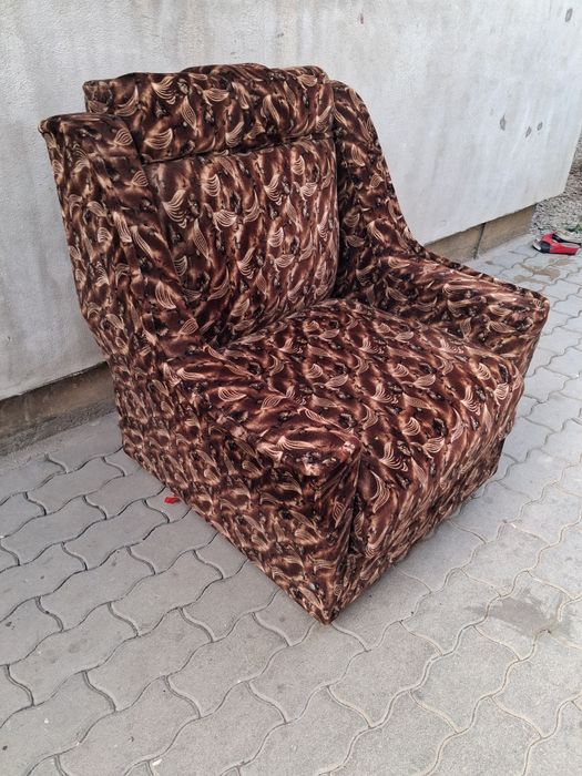 Diverse , cușcă , fotoliu extensibil