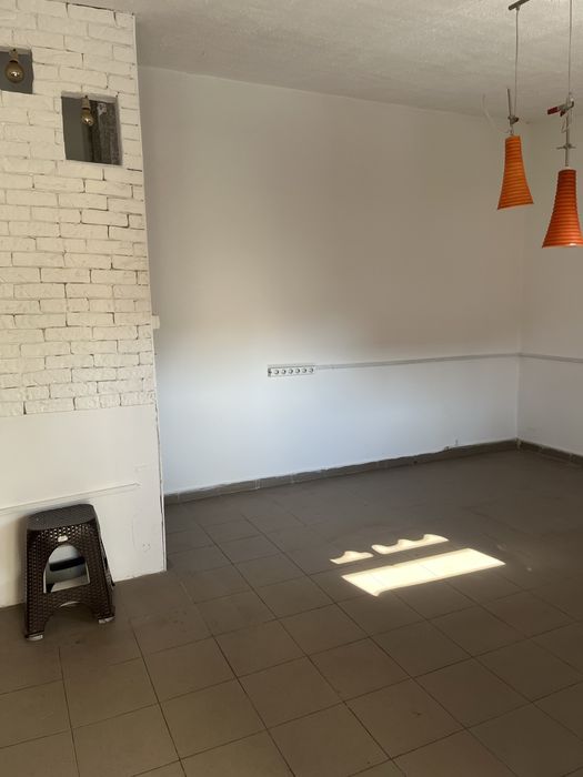 Inchirie casa str lupeni 131
