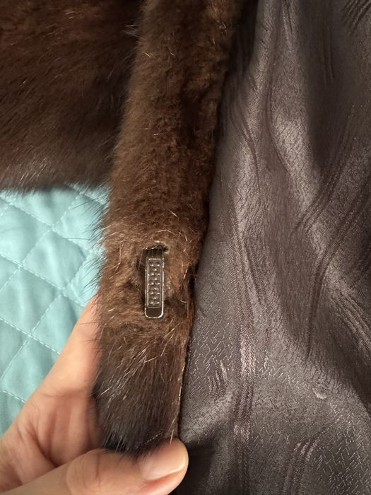 Продаю норковую шубу