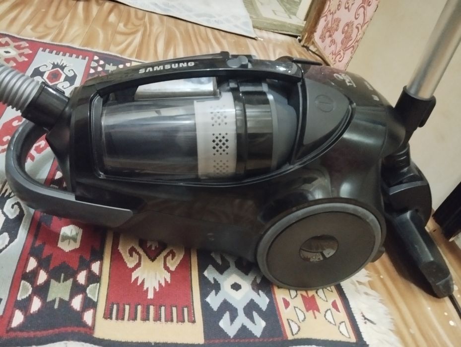 Пылесос   Самсунг.