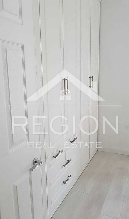 Дава се под наем Двустаен апартамент в Варна, Център - 65 кв.м за 550 € - Снимка #2