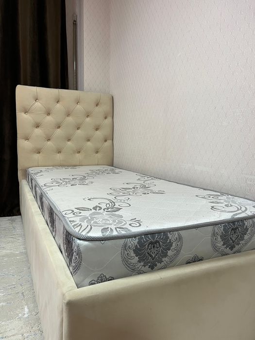 Одноместная кровать