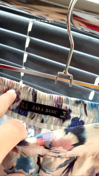 Многоцветен летен панталон Zara