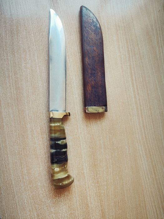 Стар нож с красива дръжка