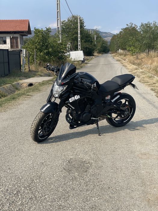 Kauasaki ER-6N A2
