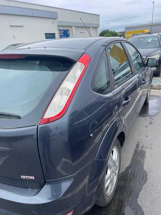 FORD Focus 2010 — imagine 3