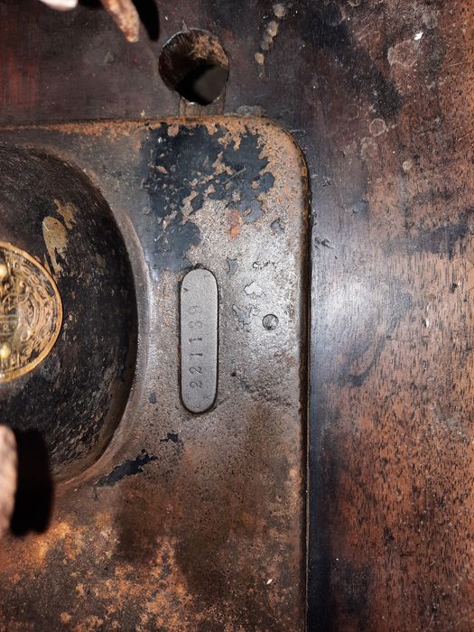 SINGER masina cusut / picioare / cadru / masa