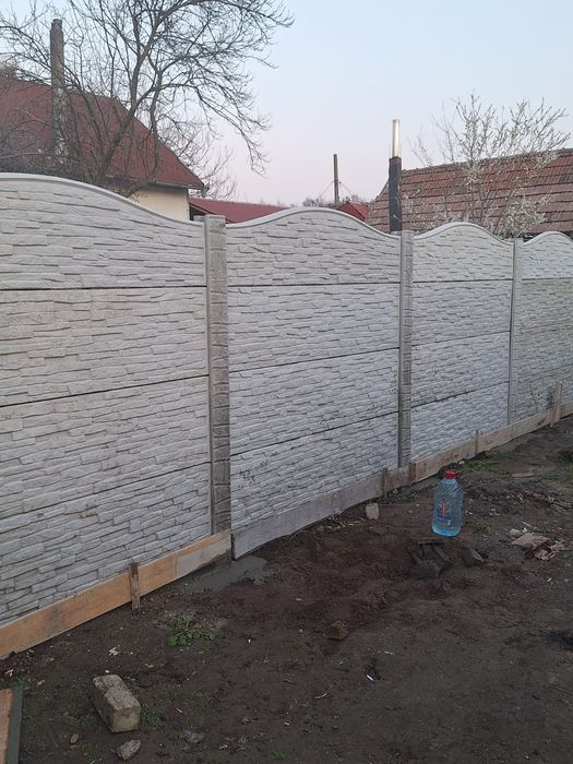 Vând gard beton armat