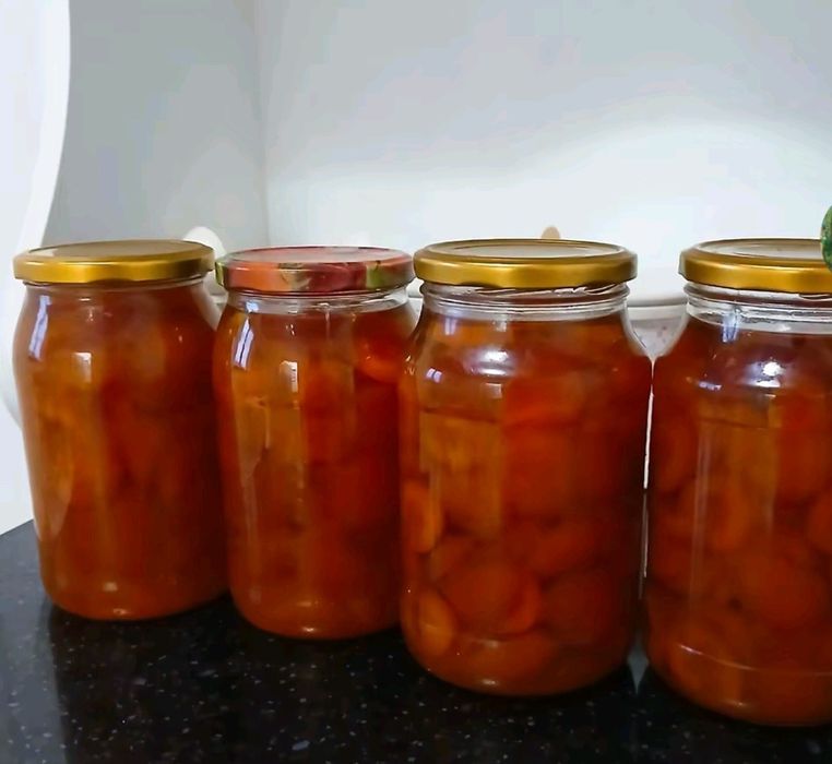 Сары өрік вареньесі 1000тг 1лр