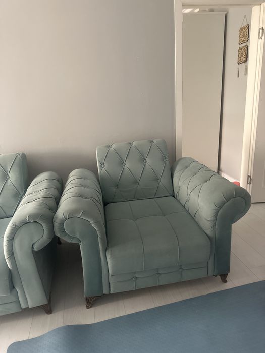 Срочно продам кресла