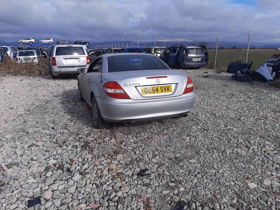 За Части Mercedes slk 2.0 kompressor 2006 г