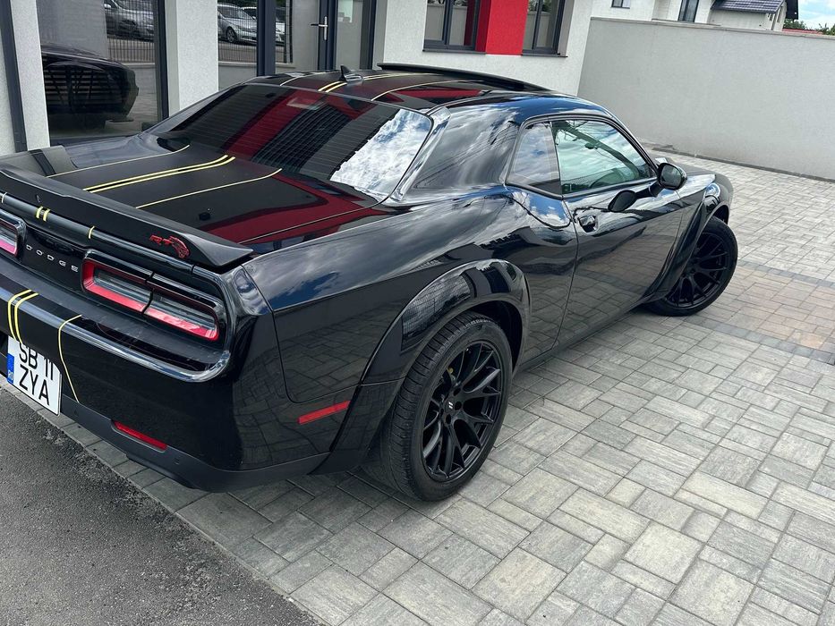 DODGE Challenger 2018 — imagine 3
