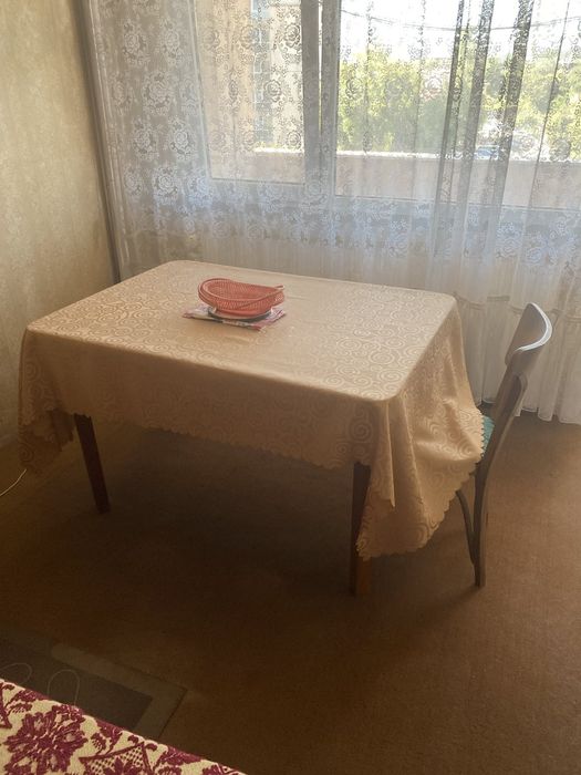 Подарявам мебели
