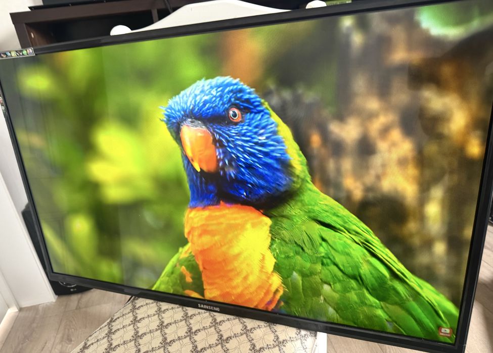 Телевизор хороший