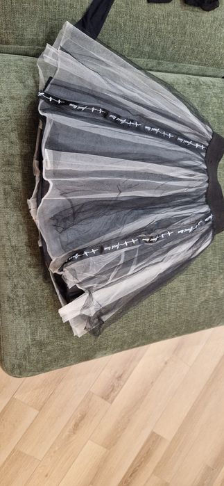 Подростковые юбки, кофты.